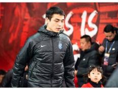 九游体育-国际比赛日NBA季后赛传出新动向，武汉三镇防线松动，管理层表态——气氛紧张，资深球员宣示担当的简单介绍