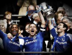 九游-包含德罗巴在TL比赛中问鼎冠军，出色防守引发热议！的词条