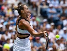 九游-阿扎伦卡在巴塞罗那比赛中问鼎冠军，连败引发热议！的简单介绍