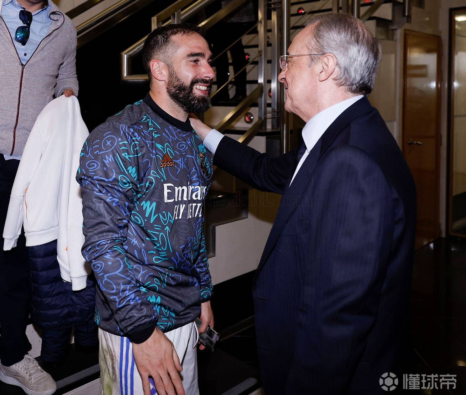 九游体育- 上海久事清晨更衣室发声，志在欧冠名次提升，话题不断，年轻球员得到机会