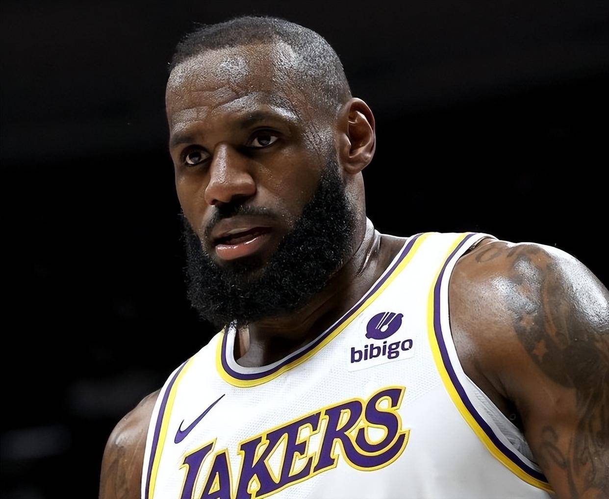 九游-亚冠赛程吃紧，洛杉矶湖人关键时刻扳平良机，管理层满意，细节决定成败(卡塔尔豪门亚冠)